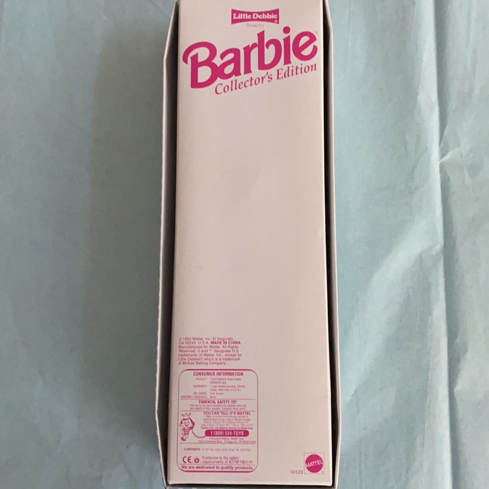 1992 Barbie as “Little Debbie” Collector’s Edition - Picture 6 of 10